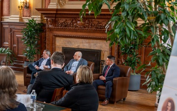 Former chief of National Guard Bureau speaks at veterans' leadership forum
