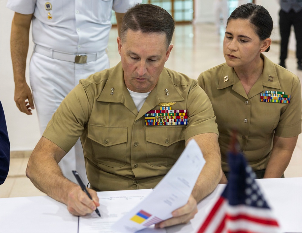 U.S. Marines and Navy conduct Maritime Staff Talks with Colombia