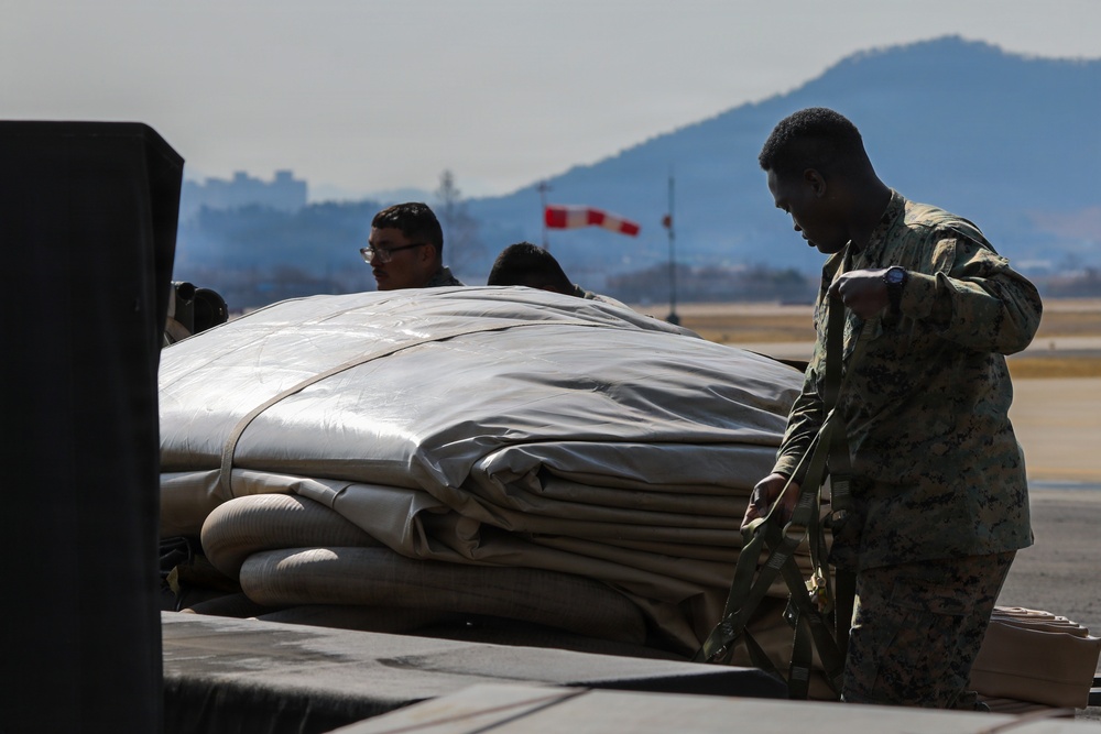 U.S. Marines establish forward arming, refueling point