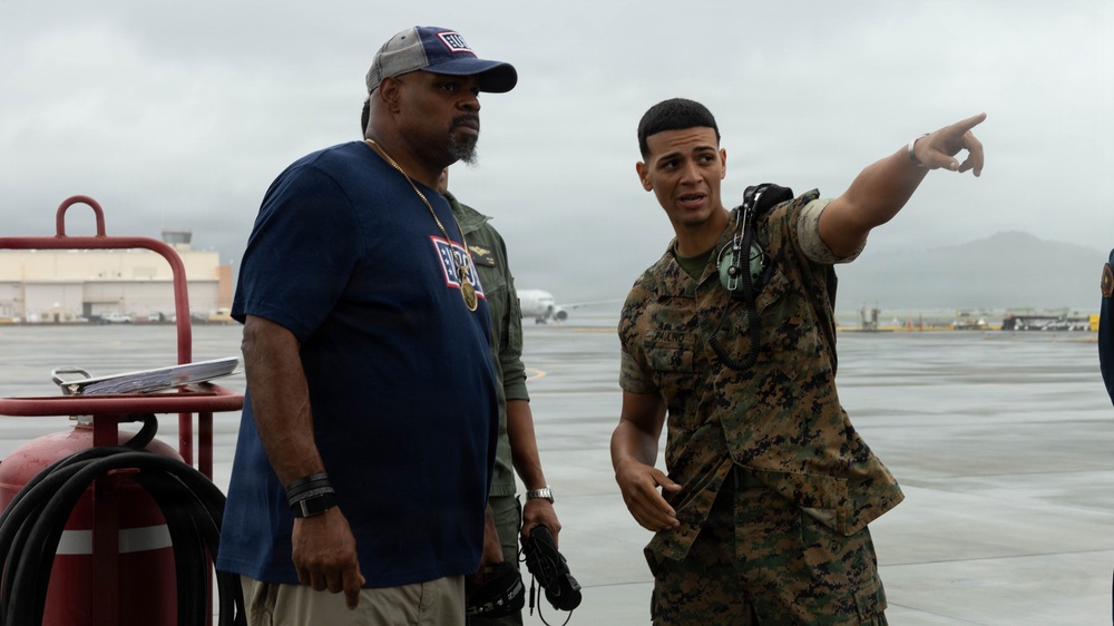 NFL Super Bowl Champion, Vince Wilfork, Tours MCBH