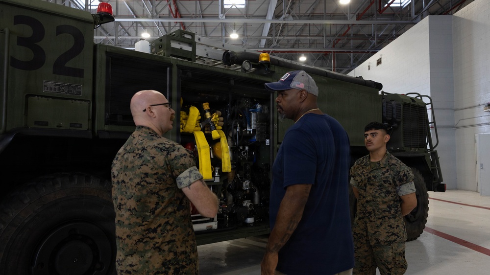 NFL Super Bowl Champion, Vince Wilfork, Tours MCBH