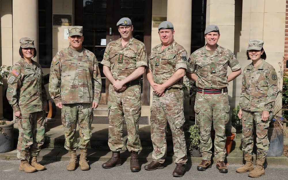 Medical Readiness Command, Europe leadership visits British 2nd Medical Group training center in the United Kingdom