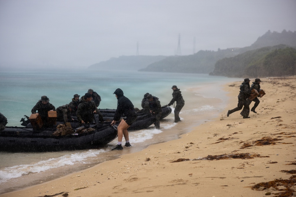 U.S. Marines with 12th LLB Execute Littoral Logistics Field Exercise