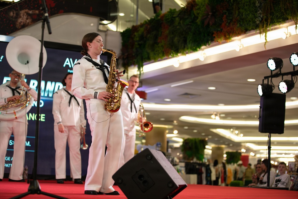 U.S. 7th Fleet Band Performs at Royal Garden Plaza