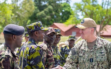 U.S. Strengthens Maritime Security Cooperation with Kenya During NAVAF Commander’s Visit