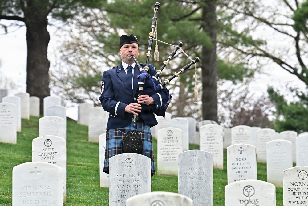 CSAF Wilsbach attends Brig. Gen. Anderson interment