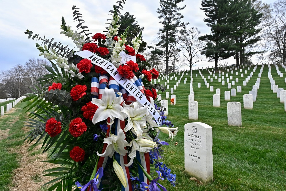 CSAF Wilsbach attends Brig. Gen. Anderson interment
