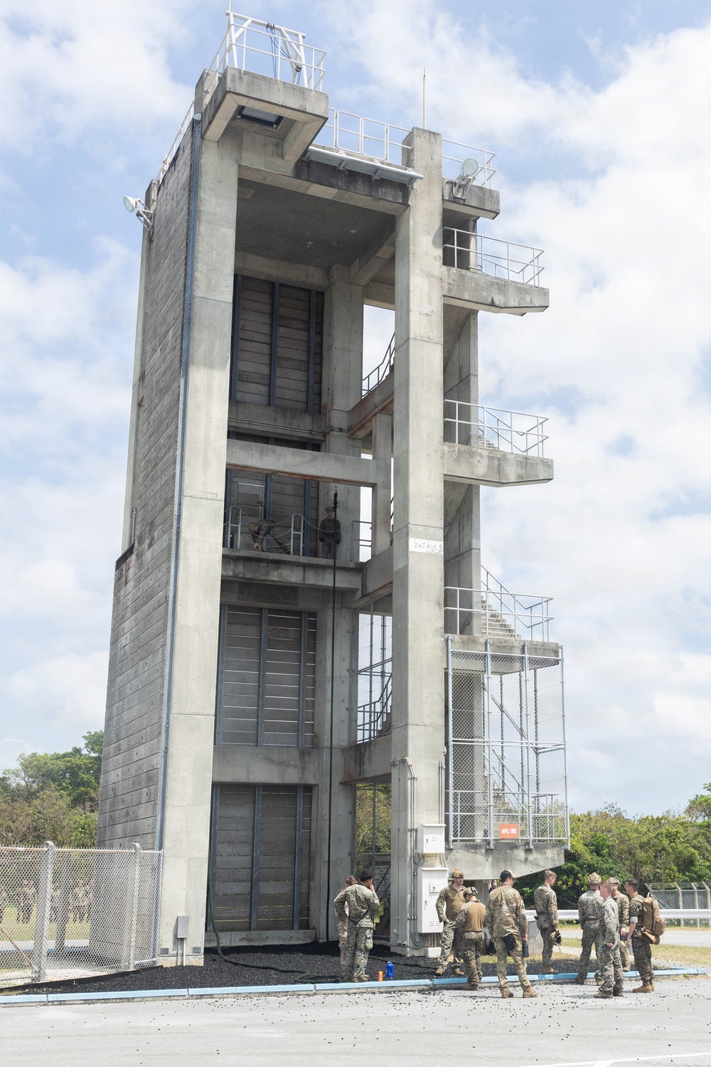 Marines with 3rd MLG Conduct Rappel Training