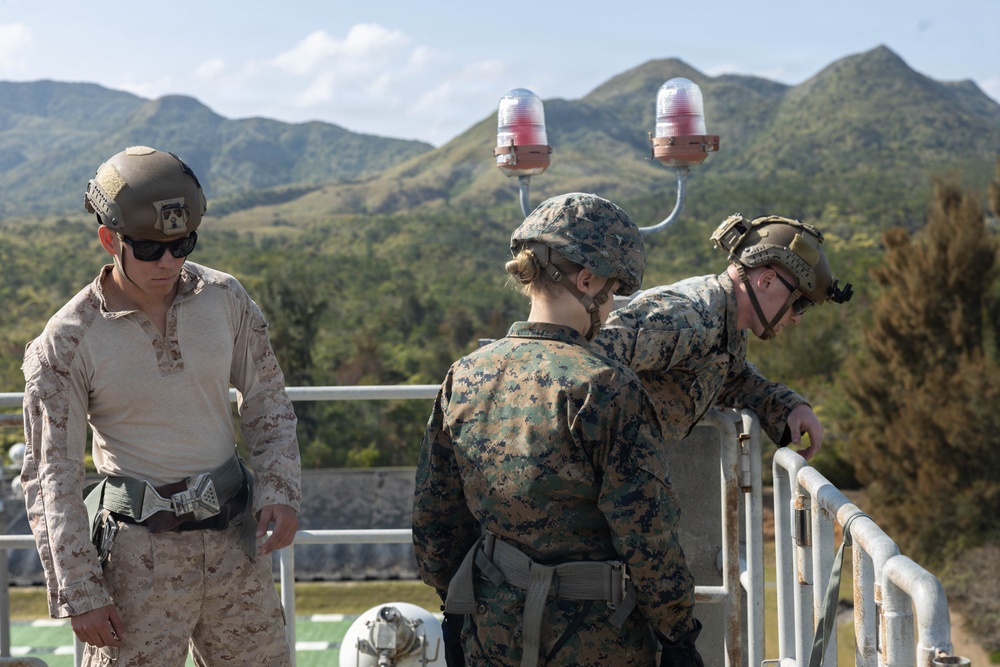 Marines with 3rd MLG Conduct Rappel Training