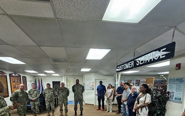Capt. Wilson visits NAVSUP FLC Jacksonville Site Guantanamo Bay, Cuba