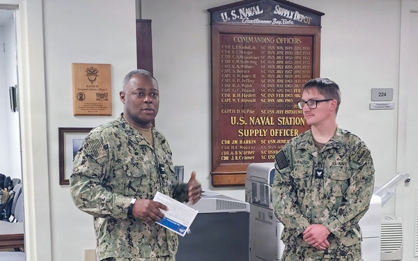 Capt. Wilson visits NAVSUP FLC Jacksonville Site Guantanamo Bay, Cuba