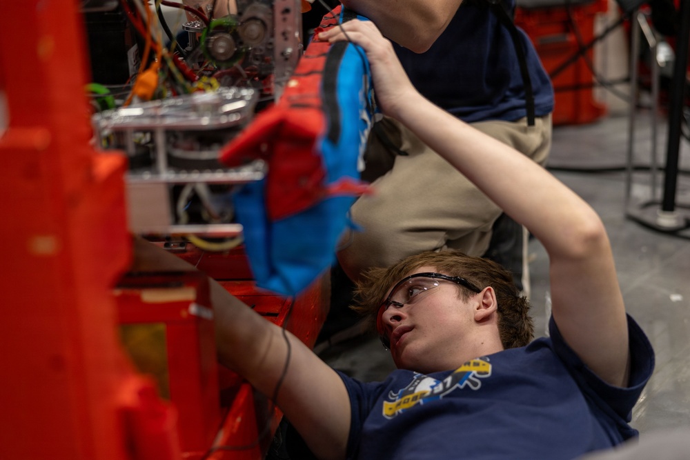 UNH hosts FIRST Robotics District Qualifier