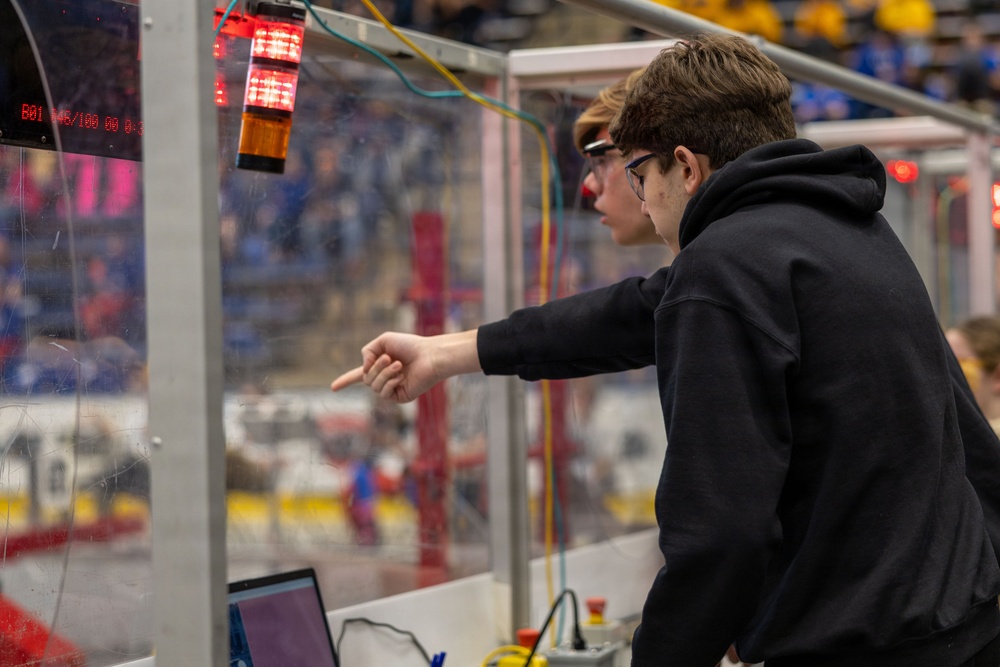 DVIDS - Images - UNH hosts FIRST Robotics District Qualifier [Image 7 ...