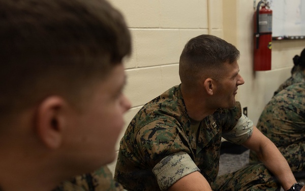 Kushiro-Hokuyo High School Students Take Part in Exchange with 3rd MLG Marines