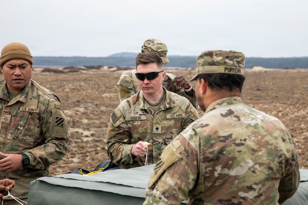 3rd ID Soldiers team-up to train sling load alongside Polish Land Forces