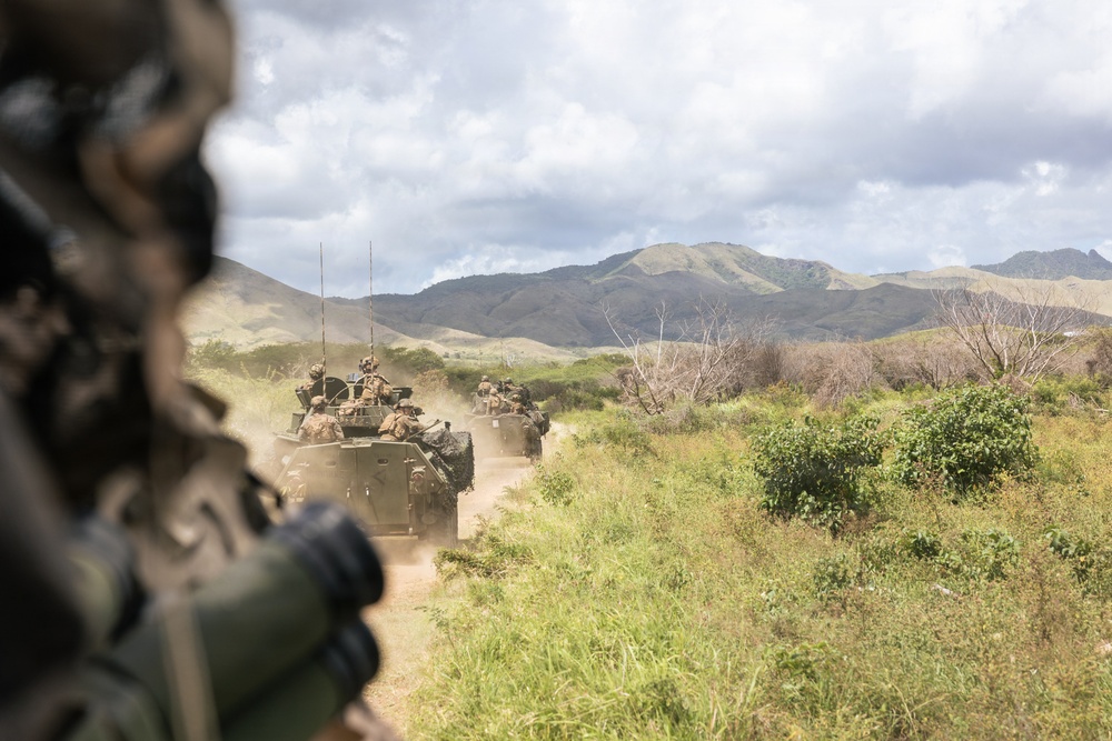 22nd MEU (SOC) | LAR Conducts Maneuver and Patrol Training at Camp Santiago