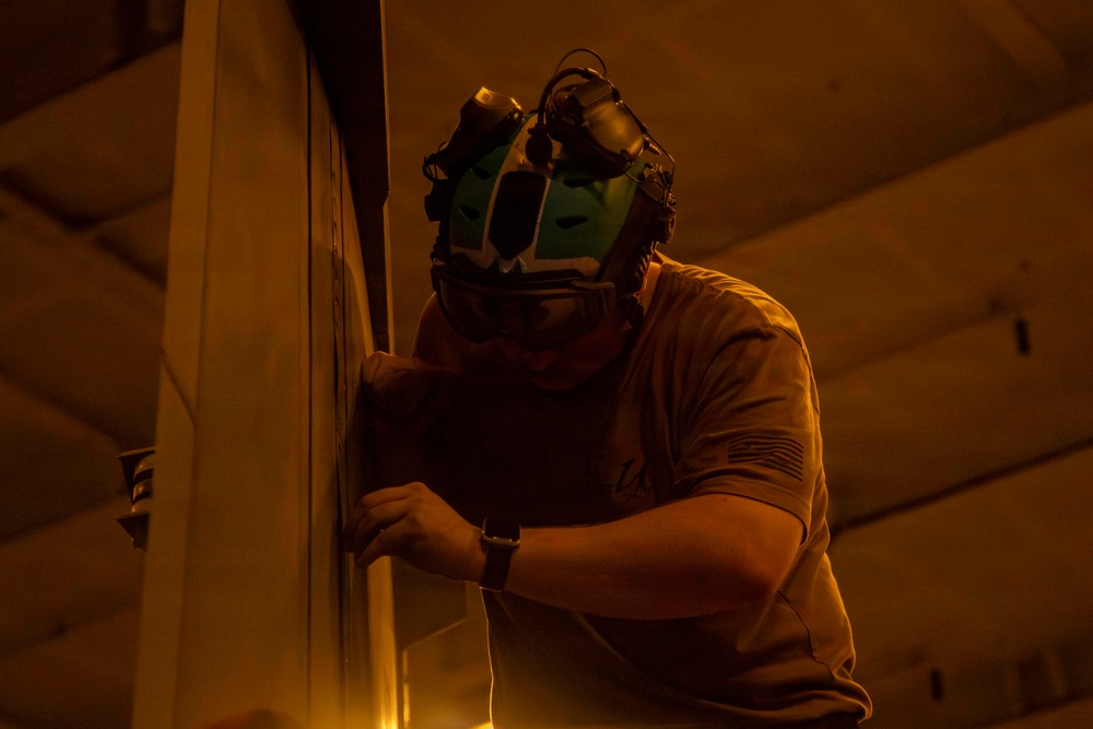 USS Abraham Lincoln Conducts Maintenance during Operation Epic Fury