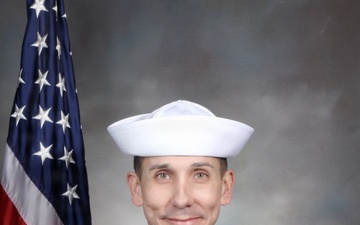 Baez Earns Military Excellence Award at Recruit Training Command