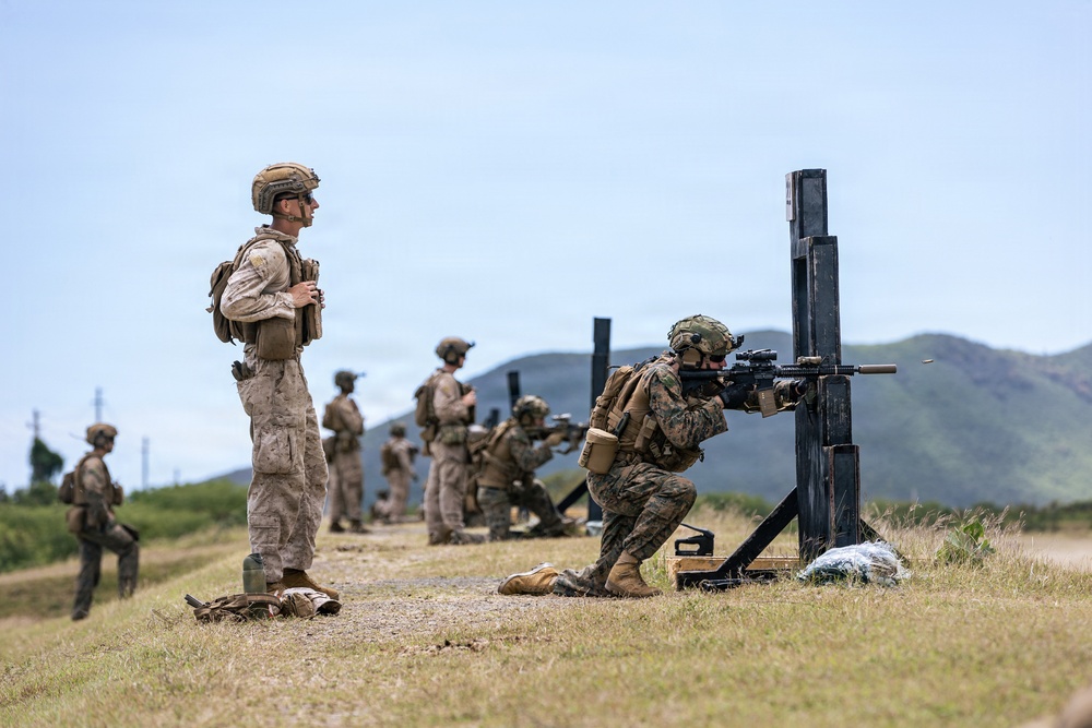 22nd MEU (SOC) | LAR Conducts an Unknown Distance Range at Camp Santiago