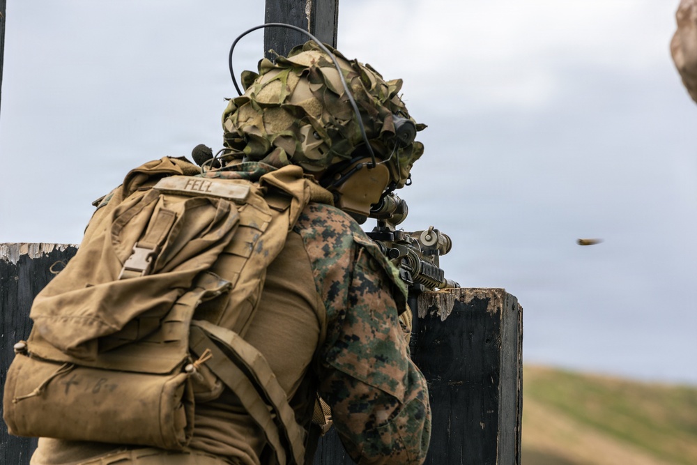 22nd MEU (SOC) | LAR Conducts an Unknown Distance Range at Camp Santiago