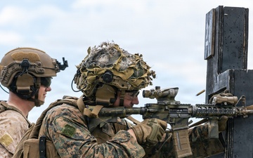 22nd MEU (SOC) | LAR Conducts an Unknown Distance Range at Camp Santiago