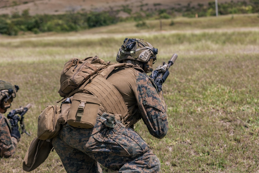 22nd MEU (SOC) | LAR Conducts a Live-Fire Range at Camp Santiago