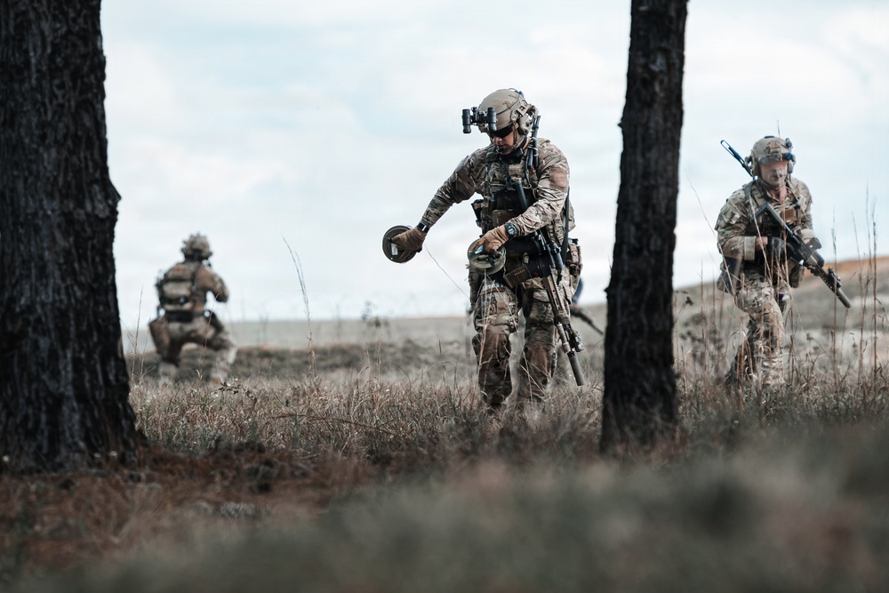 3rd Special Forces Group (Airborne) Enhance Unconventional Warfare Skills in Live-Fire Exercise at JRTC