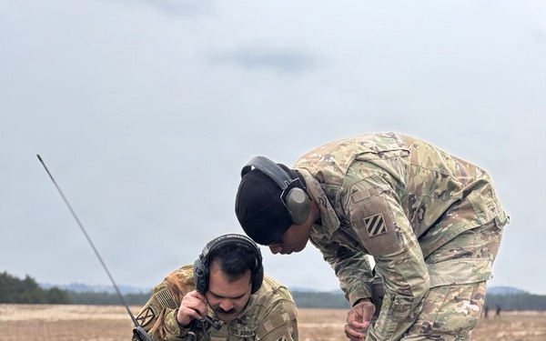 3rd ID Soldiers team-up to train sling load alongside Polish Land Forces