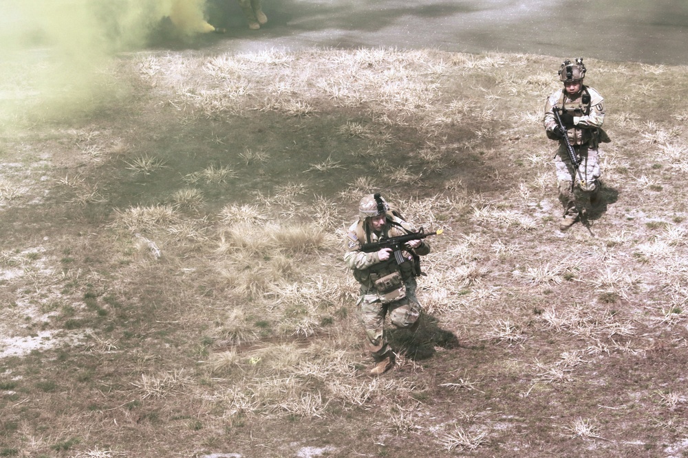 Moving Under Cover: Soldiers Advance Through Smoke