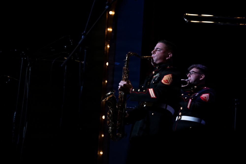 Marine Corps Band San Diego "Hot Brass" Tours Chicagoland: Marian Catholic High School