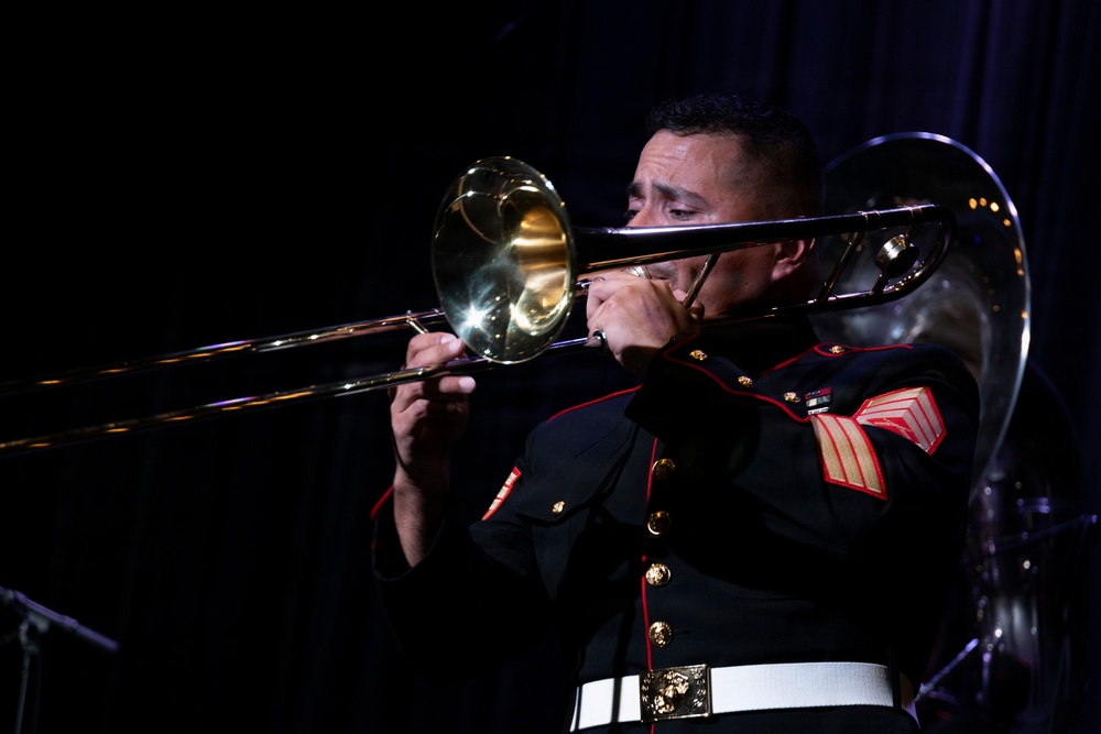 Marine Corps Band San Diego "Hot Brass" Tours Chicagoland: Marian Catholic High School