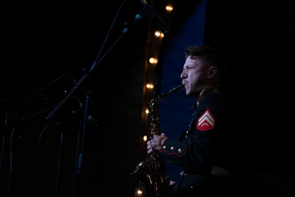 Marine Corps Band San Diego "Hot Brass" Tours Chicagoland: Marian Catholic High School
