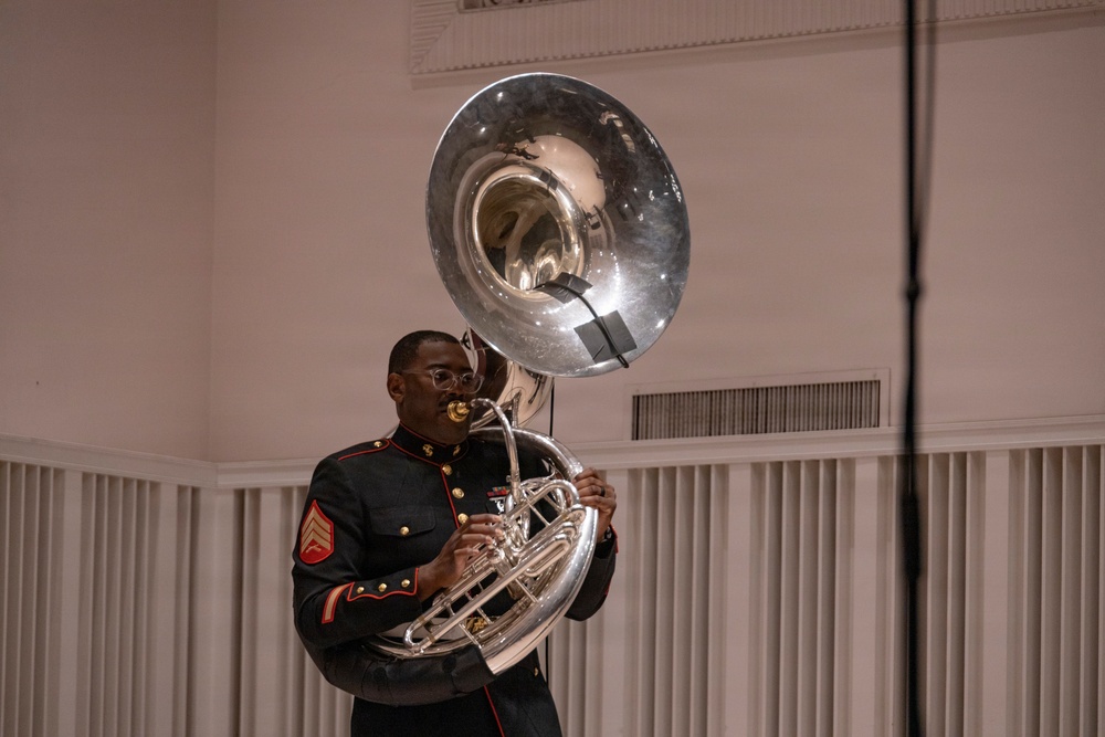 Marine Corps Band San Diego "Hot Brass" Tours Chicagoland: Elmhurst University