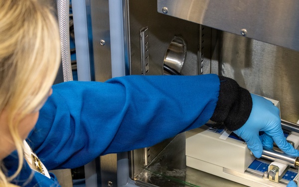 Army research yields rechargeable battery for extreme operating conditions