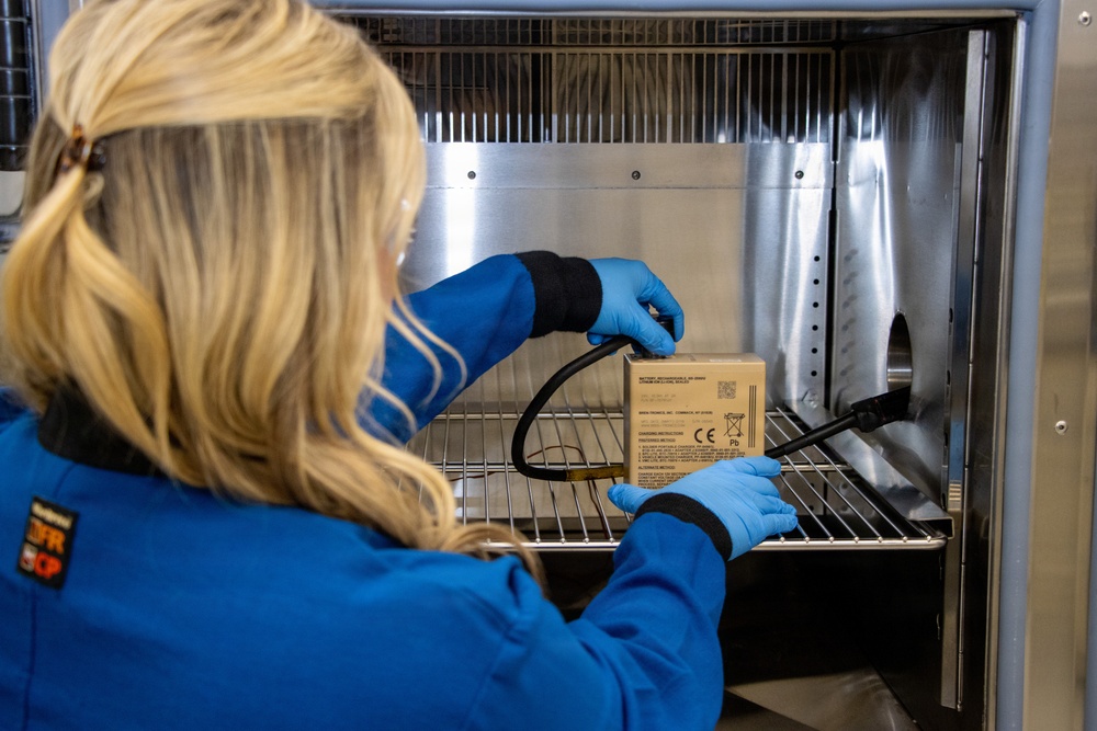 Army research yields rechargeable battery for extreme operating conditions