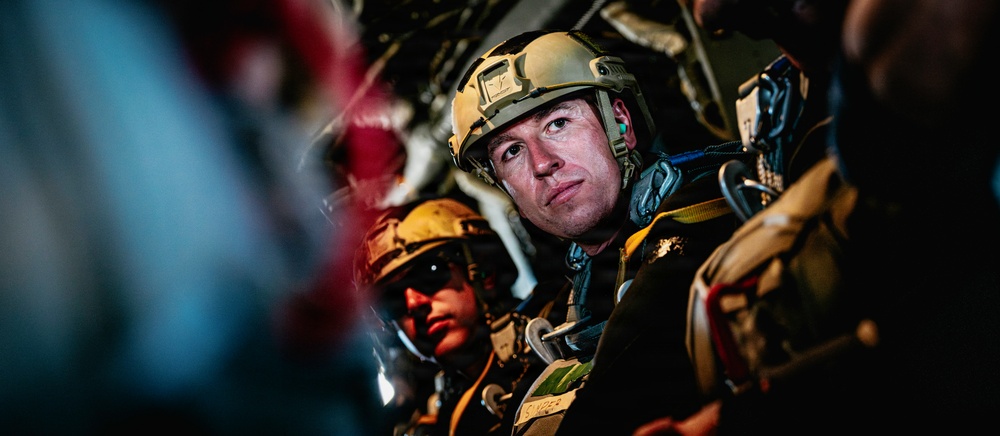 EOD Technicians Conduct Static Line Jump Training