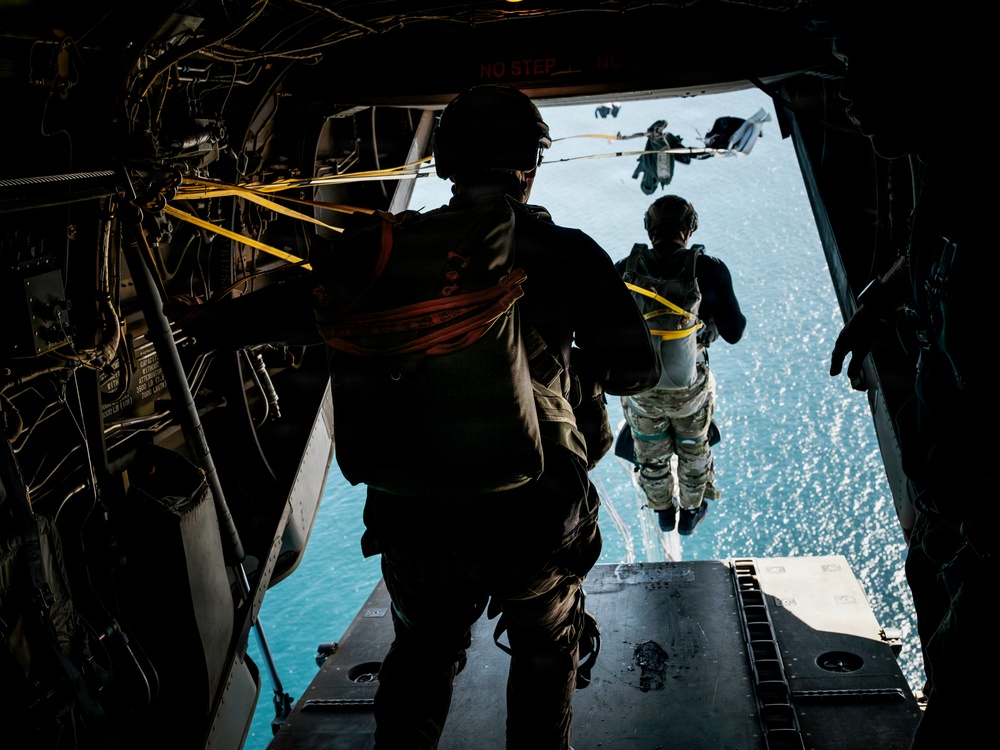 EOD Technicians Conduct Static Line Jump Training