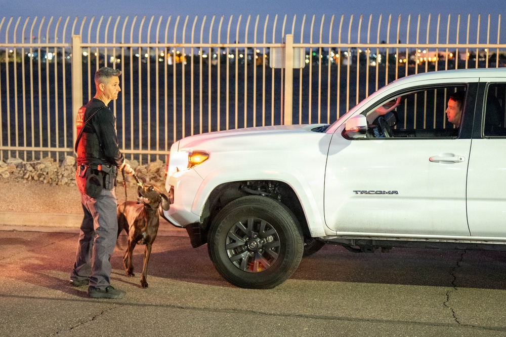 Phoenix Police Department Canines Support 161st Air Refueling Wing Vehicle Inspections