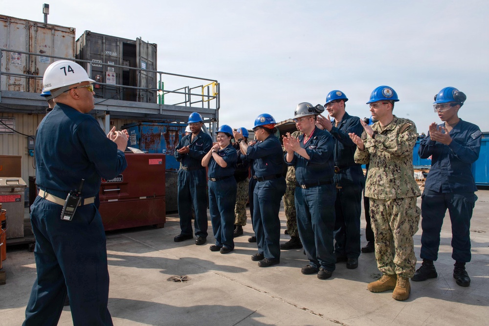 Sailor Recognized as Air Warfighter of the Week