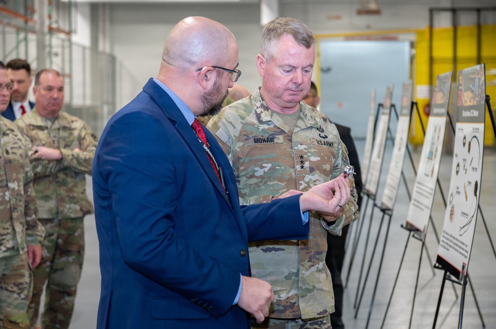 Tobyhanna showcases capabilities for senior Army leaders