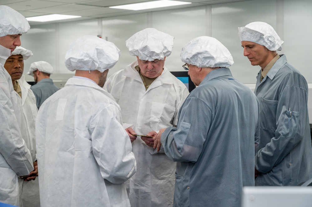 Tobyhanna showcases capabilities for senior Army leaders