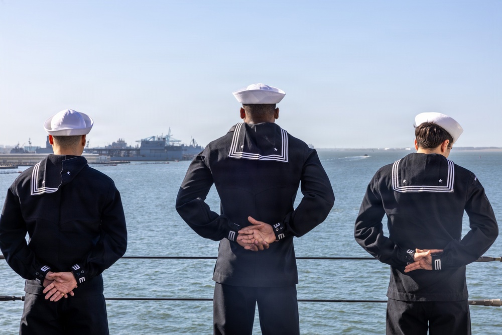 Daily Operations Aboard USS George H.W. Bush (CVN 77)