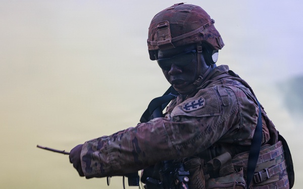 95th Combat Engineers conduct live-fire and breach training