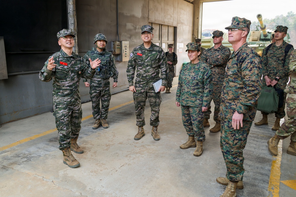 MARFORK, 3rd Marine Division Commanders visit 6TH ROKMC Brigade