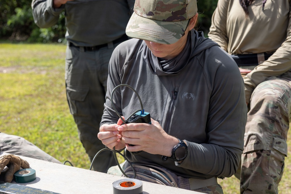 Camp Blaz Marines and 36th Civil Engineer Squadron Airmen Execute Joint EOD Range