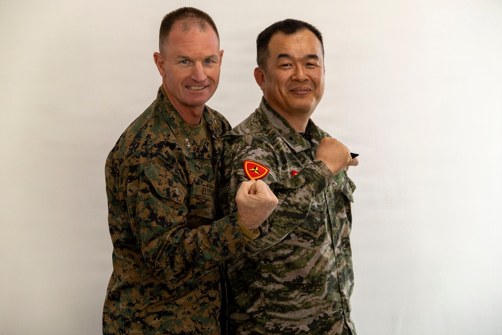 MARFORK, 3rd Marine Division Commanders visit 6TH ROKMC Brigade