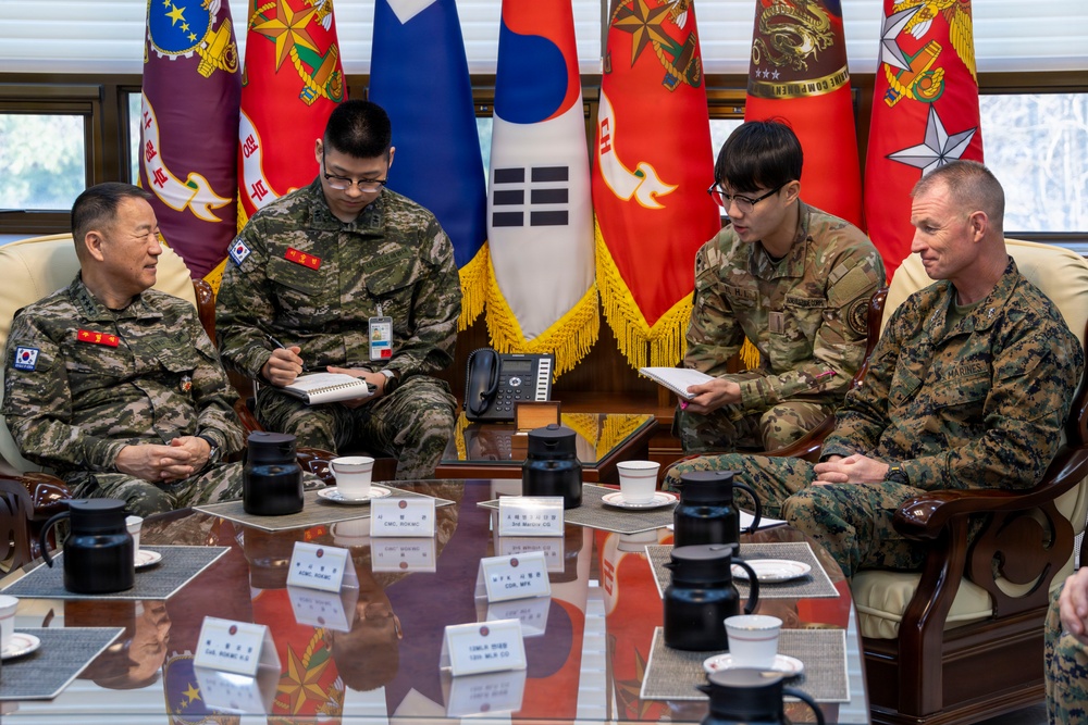 MARFORK, 3rd Marine Division Commanders visit 6TH ROKMC Brigade