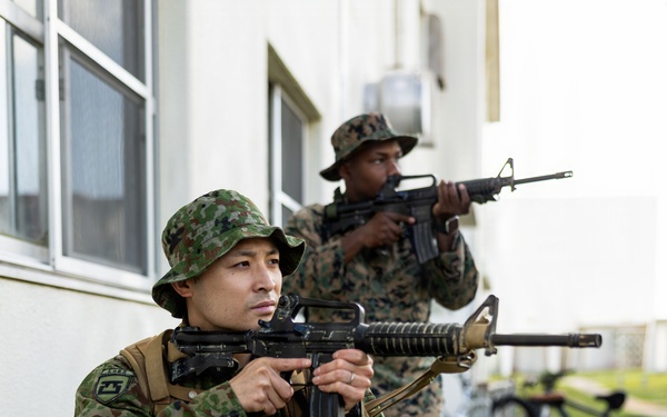 U.S. Marines, JGSDF Conduct Small Unit Leadership Evaluation