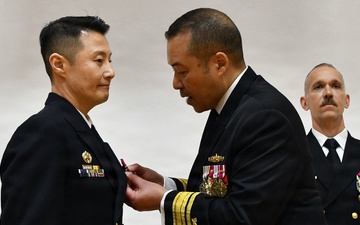 NAVSUP FLC Yokosuka Holds Change of Command Ceremony