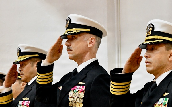 NAVSUP FLC Yokosuka Holds Change of Command Ceremony